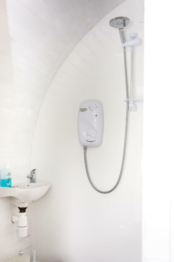 Buttles Glamping Pod Hotel Saundersfoot Exterior photo